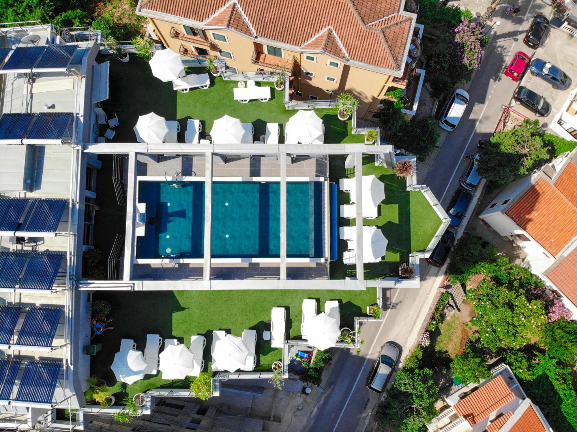 Hotel La Mer Budva Exteriér fotografie