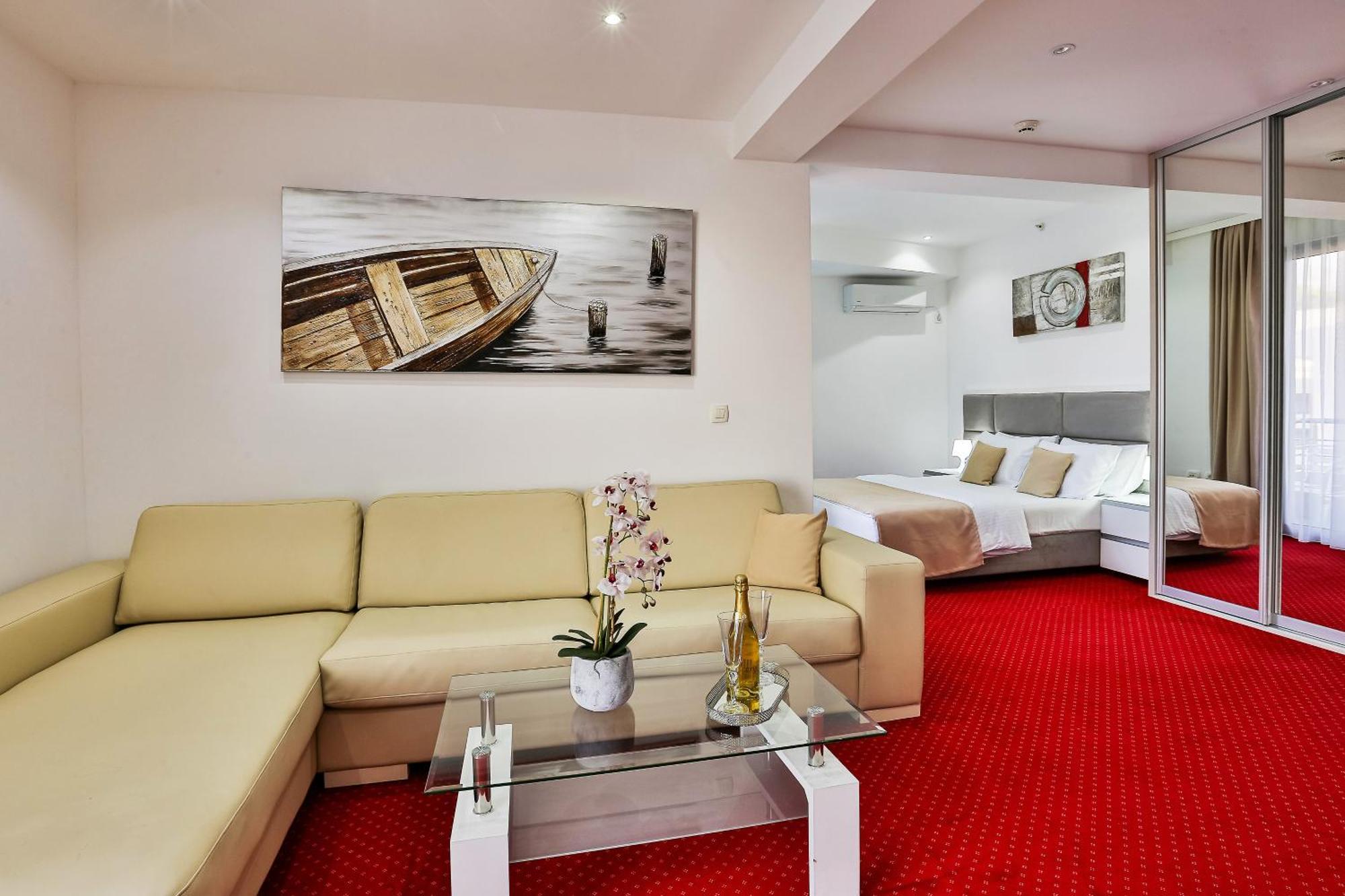 Hotel La Mer Budva Exteriér fotografie